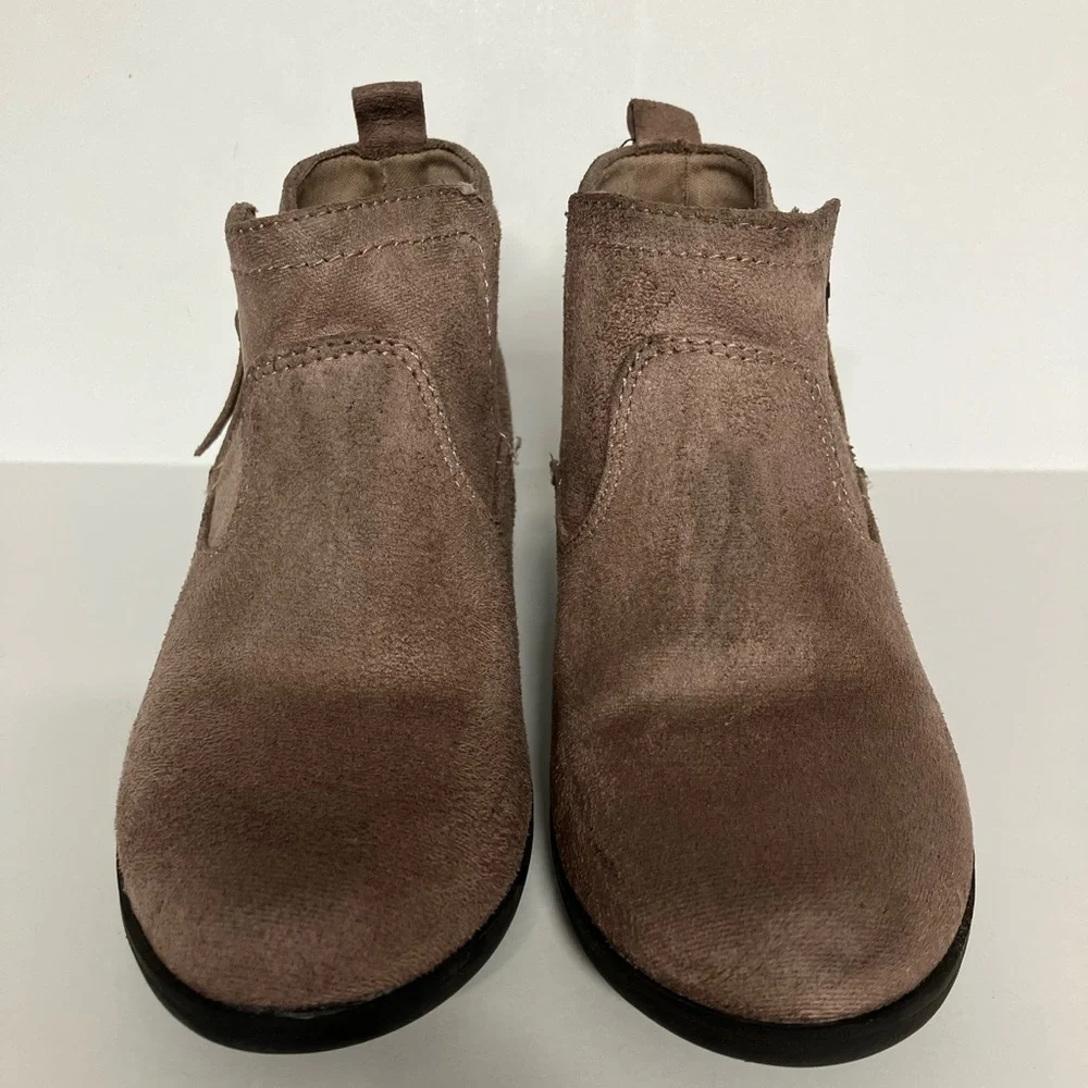 Arizona “Callahan” Girl’s Ankle Boots, Size 1 M, Side Zippers, Block Heel